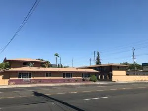 Economy Inn - أوكاديل