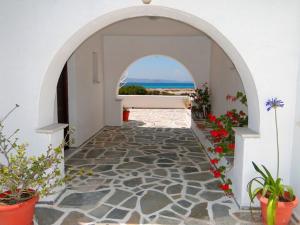 Romanzza Studios Naxos Greece