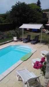 Maisons de vacances Grange Voutee avec jardin : photos des chambres