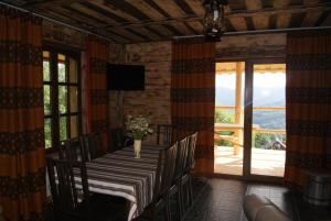 Three-Bedroom House room in Rakhiv Plai