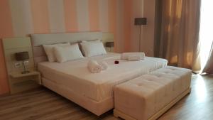 Double Room with Balcony and Sea View room in Ventus Harbor Hotel