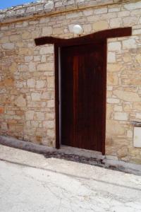 Makrinari Tis Pano Geitonias