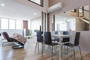 3-Bed Executive Suite, RumahKu @CEO