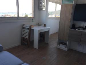 Appartements Studio Bord de Mer (Wifi + Netflix) : photos des chambres