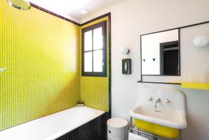 Hotels La Guitoune : photos des chambres