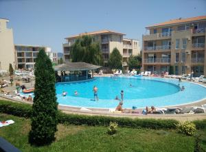 Veselina Apartment in Sunny Day 6