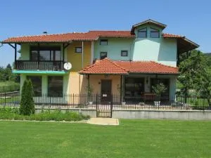 Pri Orehite Guesthouse - Weltschewo Pri Orehite Guesthouse - Weltschewo