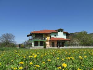 Pri Orehite Guesthouse