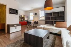 Modern Apartment with 2 bedrooms - Drahovice Modern Apartment with 2 bedrooms - Drahovice