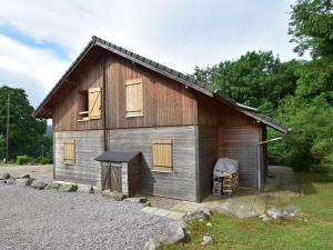 Chalets Cozy Chalet in Li zey with view of French Countryside : photos des chambres