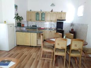 Apartment Zoki 1
