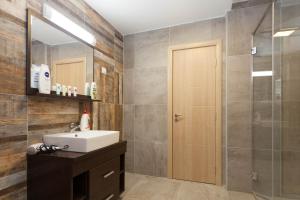 One-Bedroom Apartment room in Chess Apartments