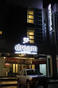 Dream Hotel - Teluk Panglima Garang