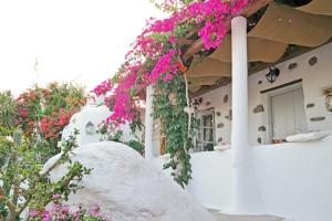 Sun Rock Boutique Suites Naxos Greece