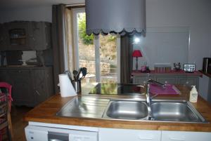 B&B / Chambres d'hotes La Relinquiere : photos des chambres