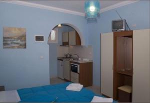 Studio room in Paraskevi Apartments