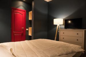 WAVE 1 Promenada Apartments