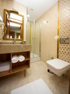 Economy Double or Twin Room room in Aprilis Hotel