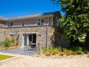 Cosy home in Cornwall with a sunny garden