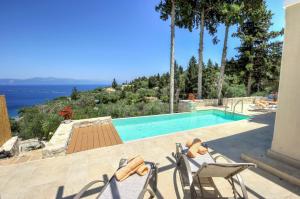 Apeiron I Villa Paxoi Greece