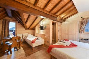 Hotels Loc'Hotel Alpen Sports : photos des chambres