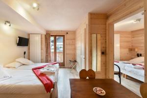 Hotels Loc'Hotel Alpen Sports : photos des chambres