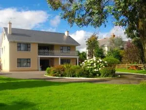 Shepherds Lodge B&B - Cloghereen