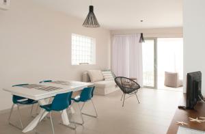 ILIOS H&E house