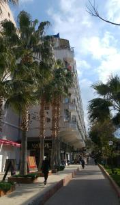 Surtel hotel, 
Kusadasi, Turkey.
The photo picture quality can be
variable. We apologize if the
quality is of an unacceptable
level.