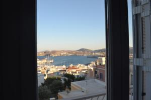 Plakes Luxury Apartments Syros Greece