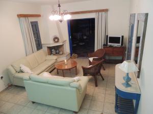 Marouso Villa