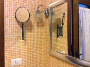 Camera Matrimoniale con Bagno in Comune