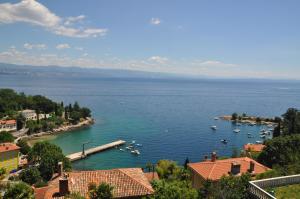 5 stern appartement Apartments Villa Kondres Ika Kroatien