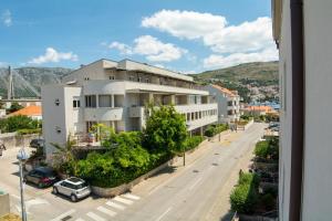 1 Apartmant & 1 Delux room with bathroom