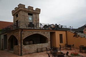 Garni Hotel Chicha - Winery ŠKRBIĆ