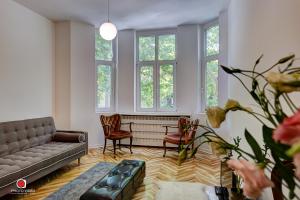 Class Vintage Apartment