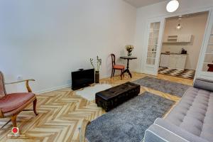 Class Vintage Apartment