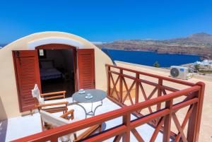 Aspalathos Suites Santorini Greece