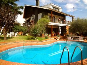 Vakantiehuis Villa Isaac Albeniz Barbera del Valles Spanje