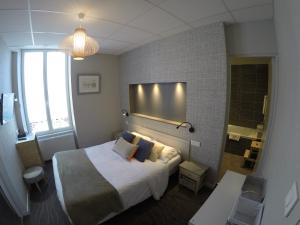 Hotels Cit'Hotel Les Alizes : photos des chambres