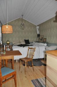 Quadruple Room room in Håkesgård Bed&Garden