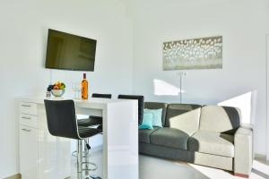 Apartments & Rooms Kata - Adults Only