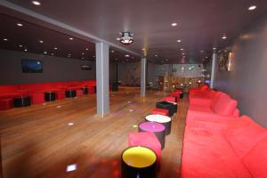 Villas Propriete Prestige Mougins Cannes Hammam sauna, DISCOTHEQUE salle de Cinema : photos des chambres