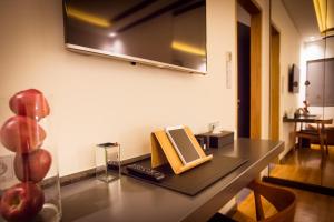 SWA1 Athens - Sleeping & Working Apartment 1