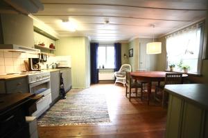 Prästgatanett Apartments