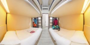Female Dormitory Room with Shared Bathroom room in Le Bonheur Poshtel