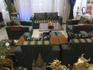 Hotel Midtown Pritam