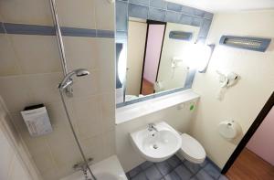 Hotels Campanile Thionville - Yutz : Chambre Double