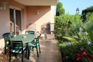 Appartement les Pins Bleus A8