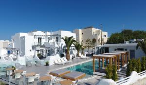 Callia Retreat Suites - Adults Only Santorini Greece